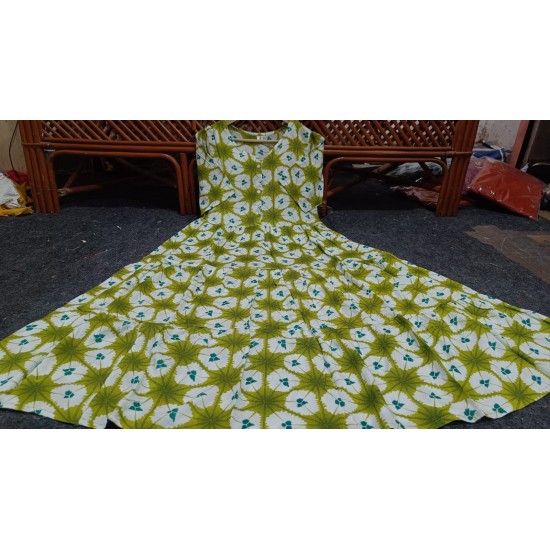 Green Daisy Smocked Cotton Dress