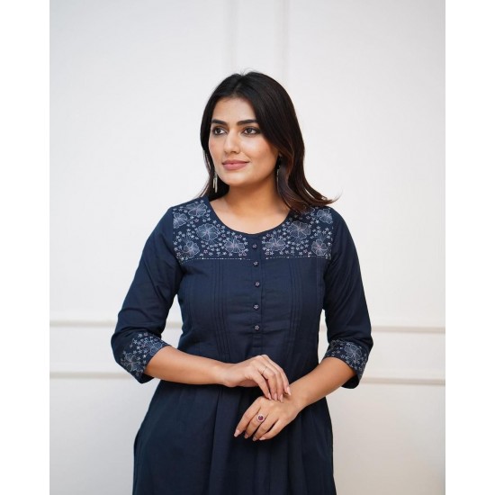 Midnight Elegance Black Kurta Set 