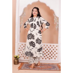 Gulrangi Blossom Kurti Set – Classic Black