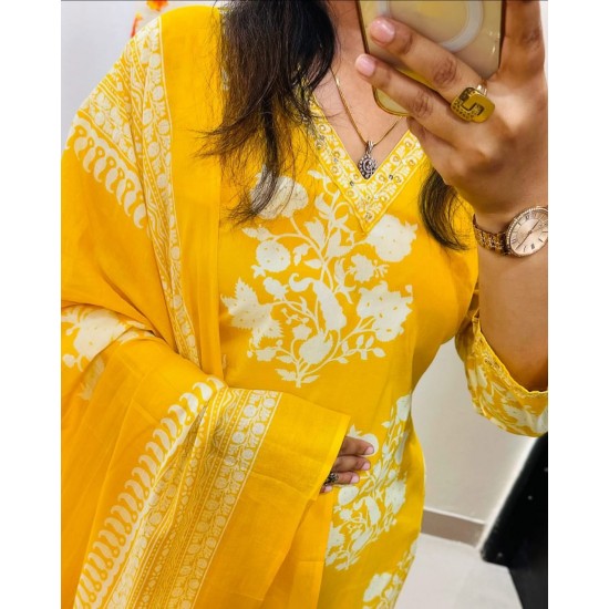 Sunshine Bloom Printed Cotton Suit Set