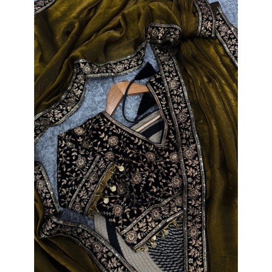 Regal Noir Pure Space Silk Saree