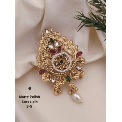 Matte Polish Traditional Saree Pin – S-5