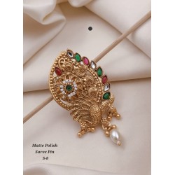 Matte Polish Traditional Saree Pin – S-8