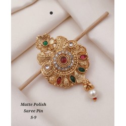 Matte Polish Traditional Saree Pin – S-9