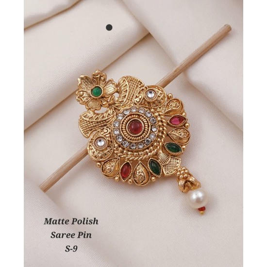 Matte Polish Traditional Saree Pin – S-9